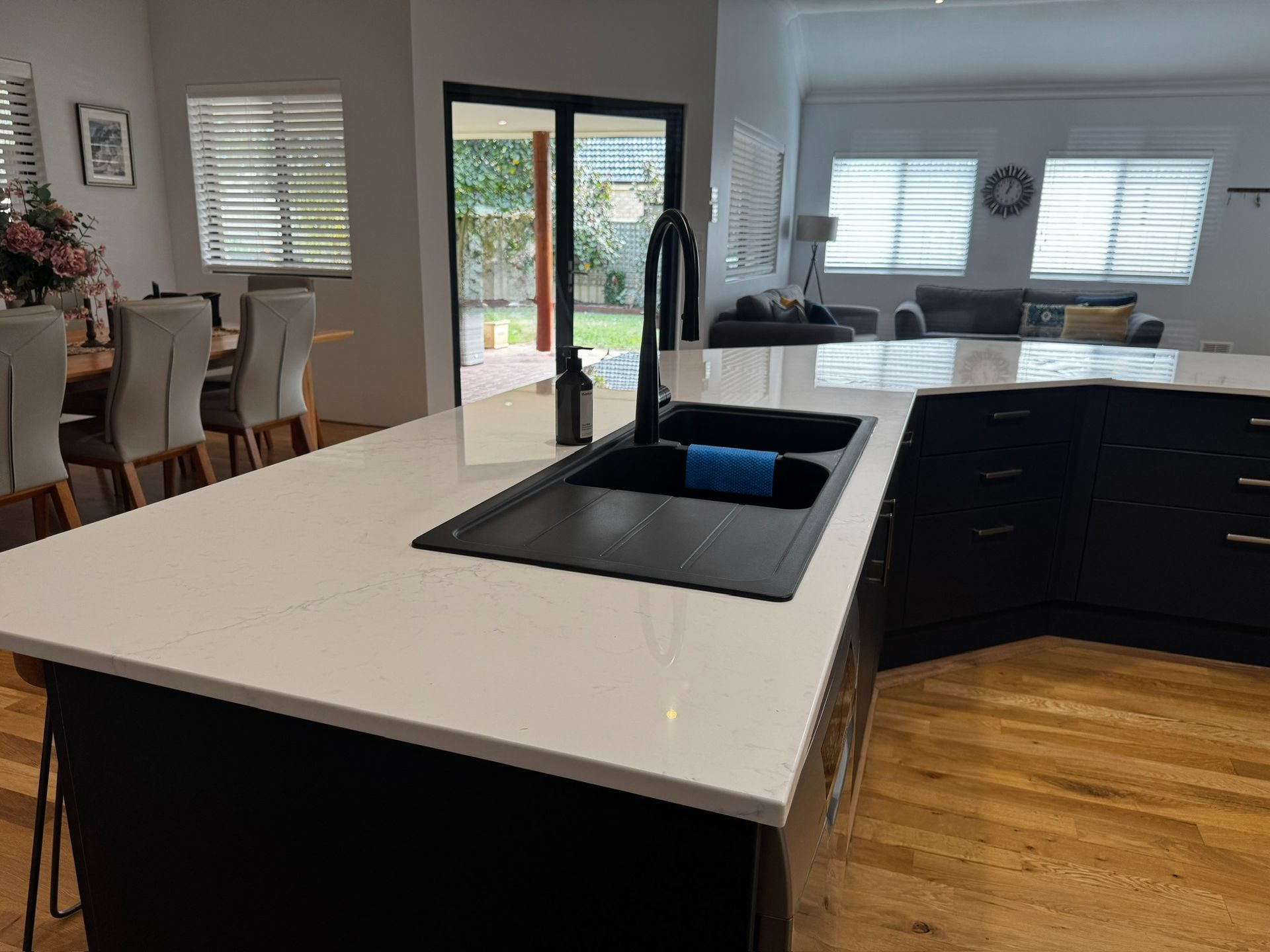 Geographe Kitchen Renovation | Modern Kitchen with SilkSurface Silk Whisper, photo 7