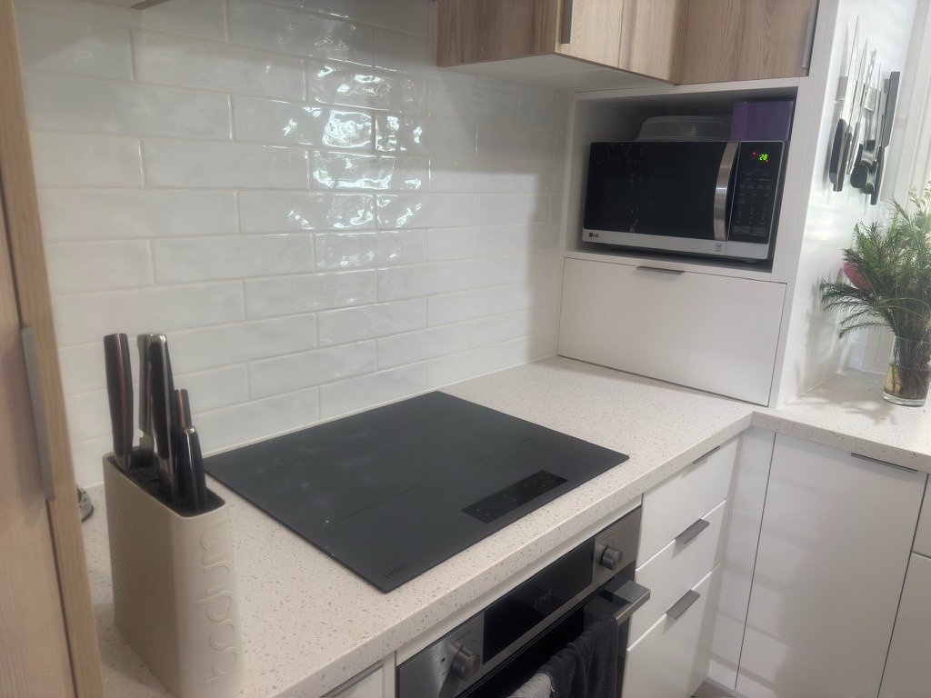 Modern Kitchen Renovation Molloy Island WA | Small Kitchen Storage Upgrade, photo 12