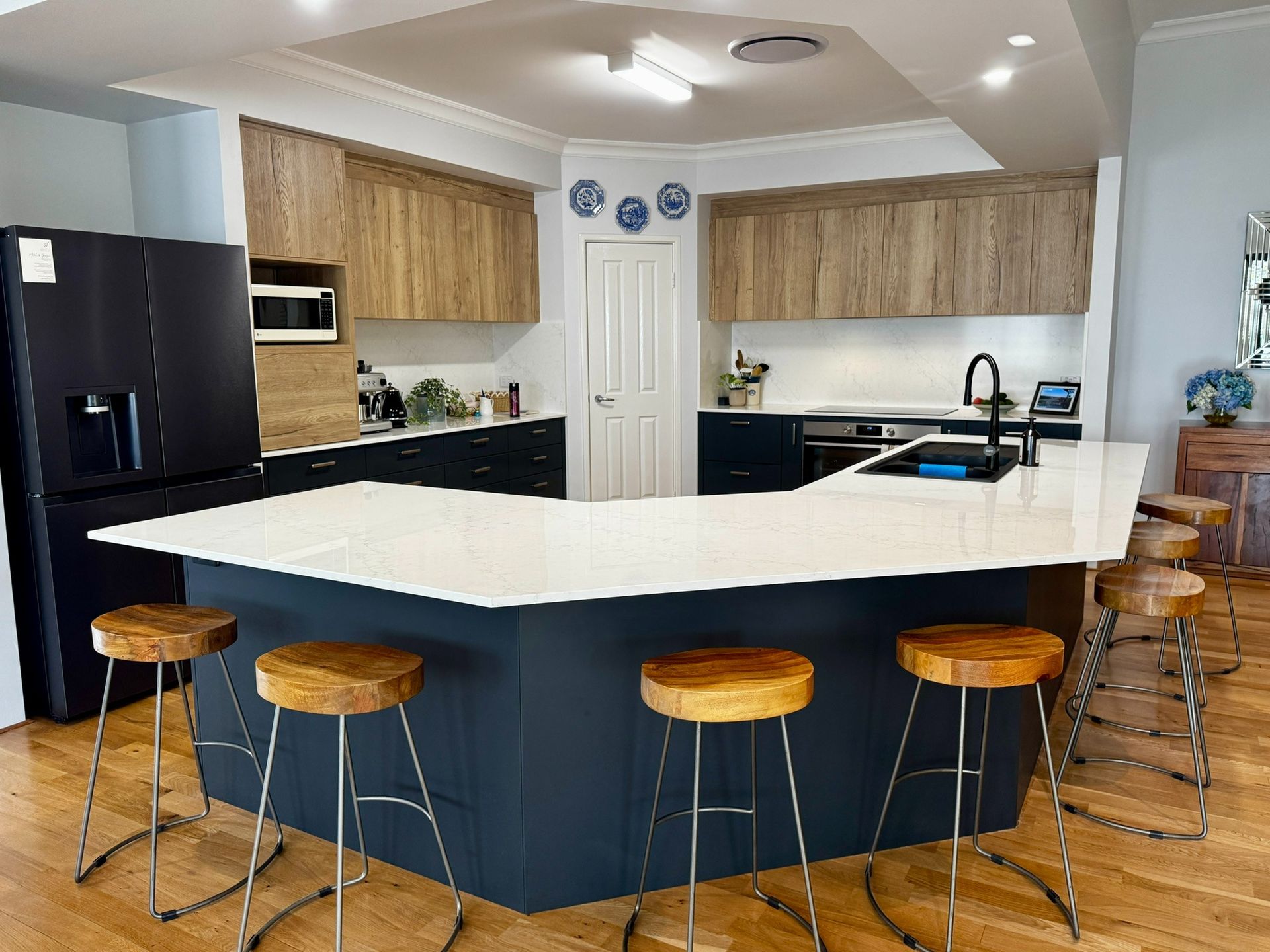 Geographe Kitchen Renovation | Modern Kitchen with SilkSurface Silk Whisper, photo 4