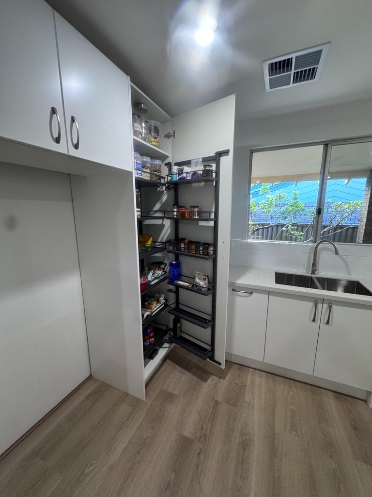Broadwater Kitchen Renovation | Complete 70s Kitchen Transformation, photo 1