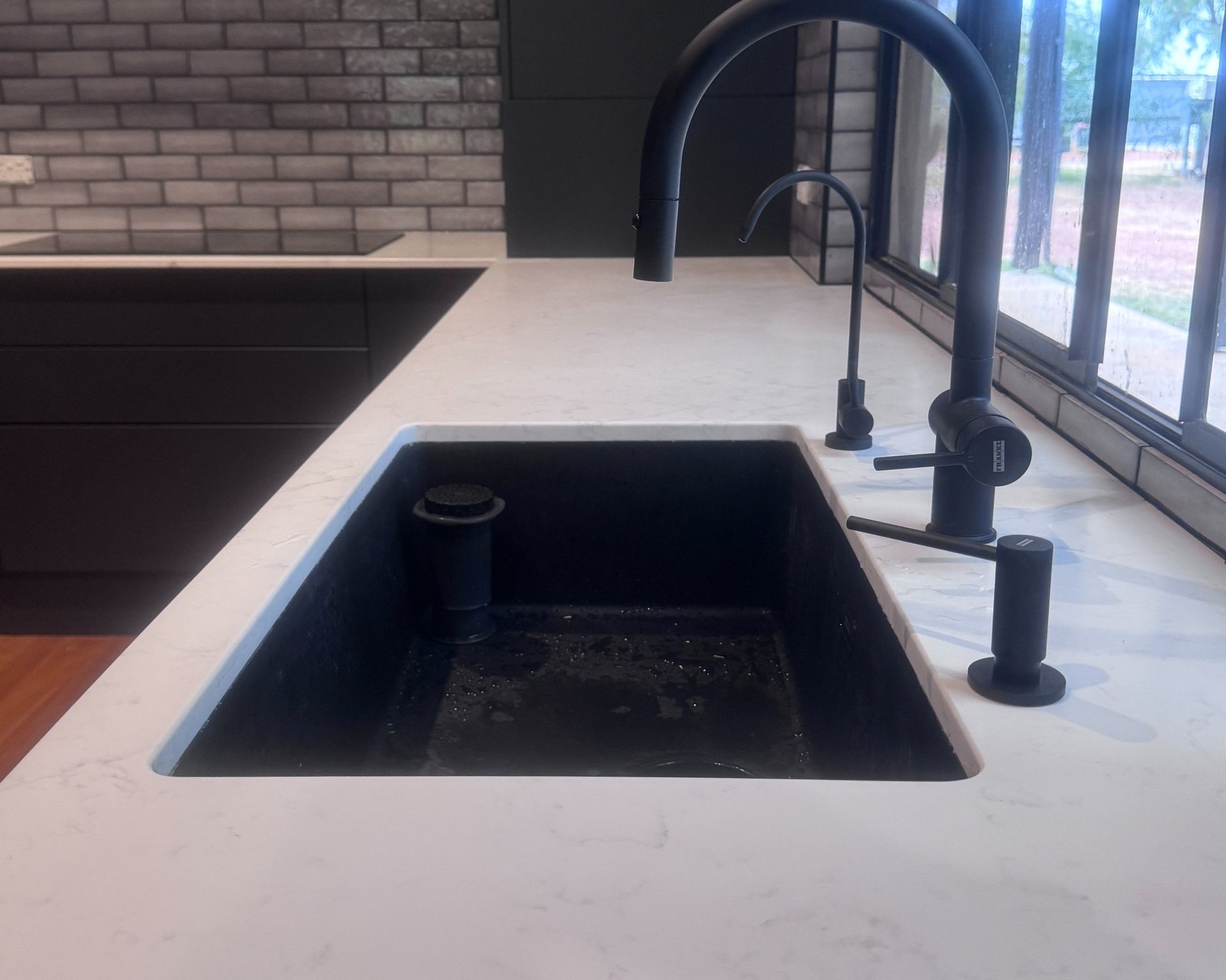 Under Mount Sinks